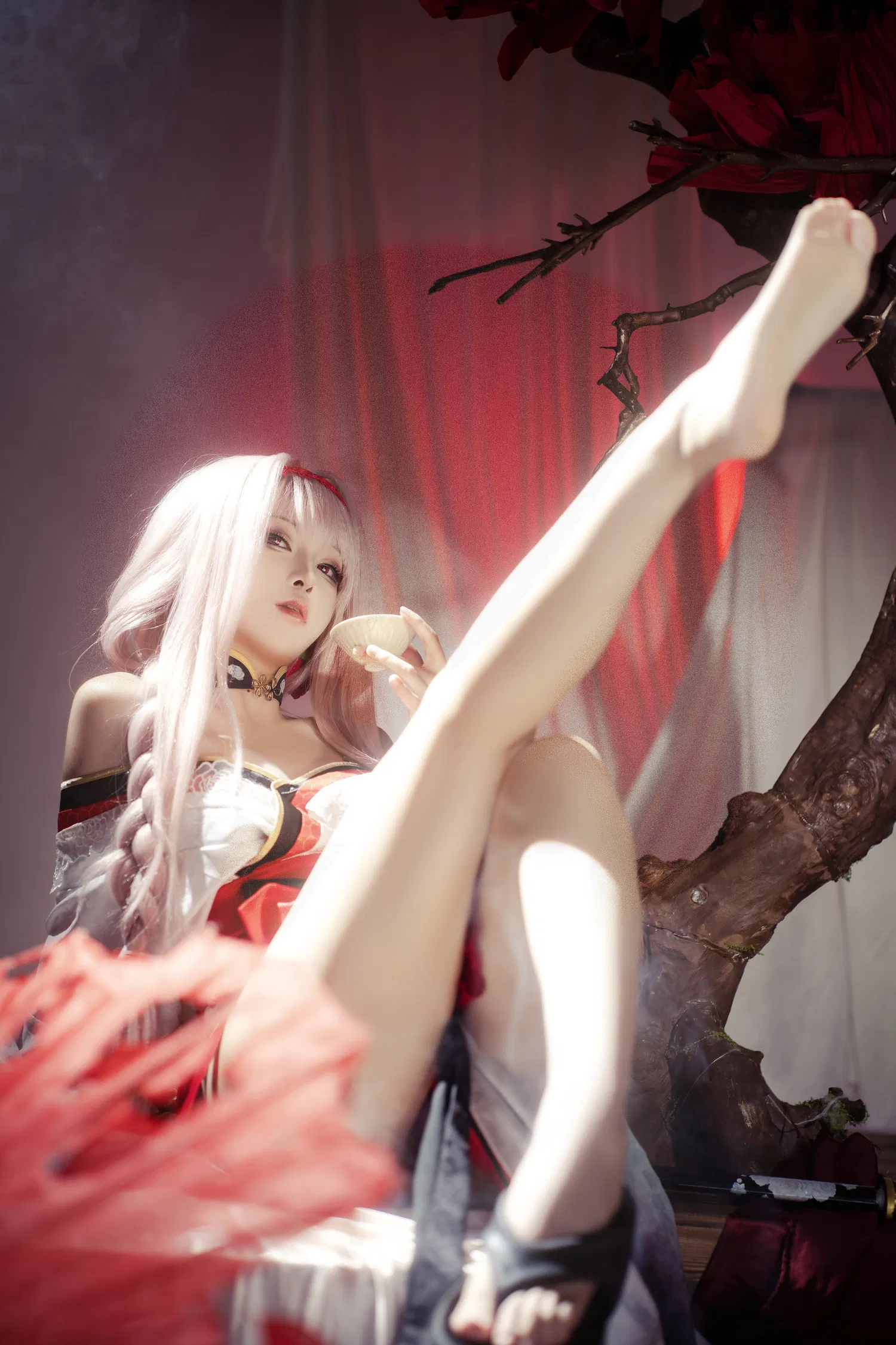 [Cosplay] 矢量鱼 Nikke胜利女神 暗莲