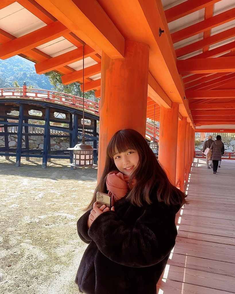 渡辺優奈 激かわボインな水着グラビア画像！