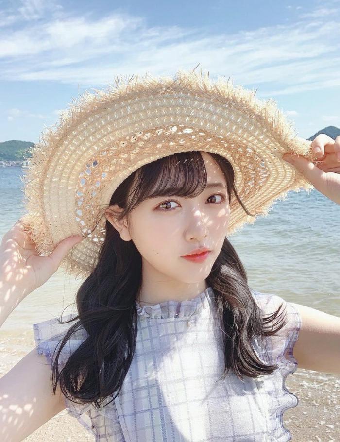 石田千穂 めちゃかわな水着グラビア画像！！