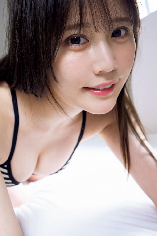 小日向ゆか 萌えるEカップの水着グラビア画像！