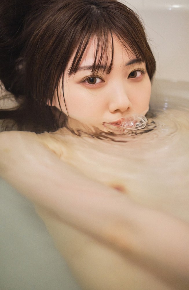 石川澪 Cカップおっぱいの激かわヌード画像！