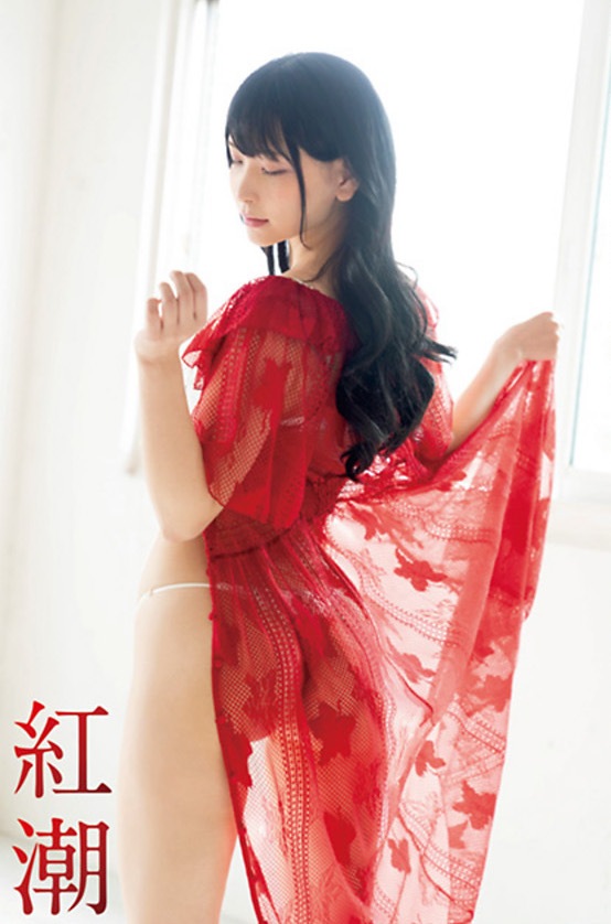 あまつまりな 脱ぎすぎ水着＆下着グラビア画像！