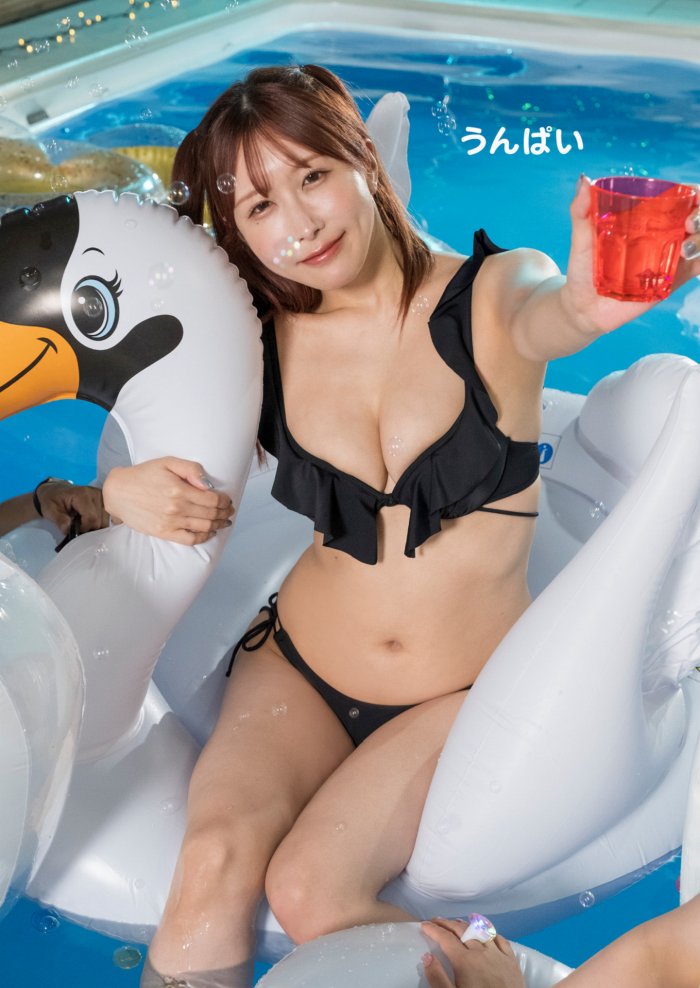 うんぱい Hカップおっぱいのパイパンヌード画像！