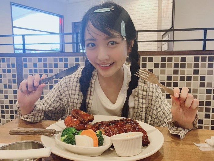 石田千穂 めちゃかわな水着グラビア画像！！