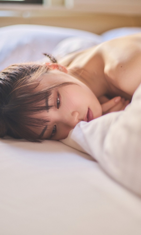 石川澪 Cカップおっぱいの激かわヌード画像！