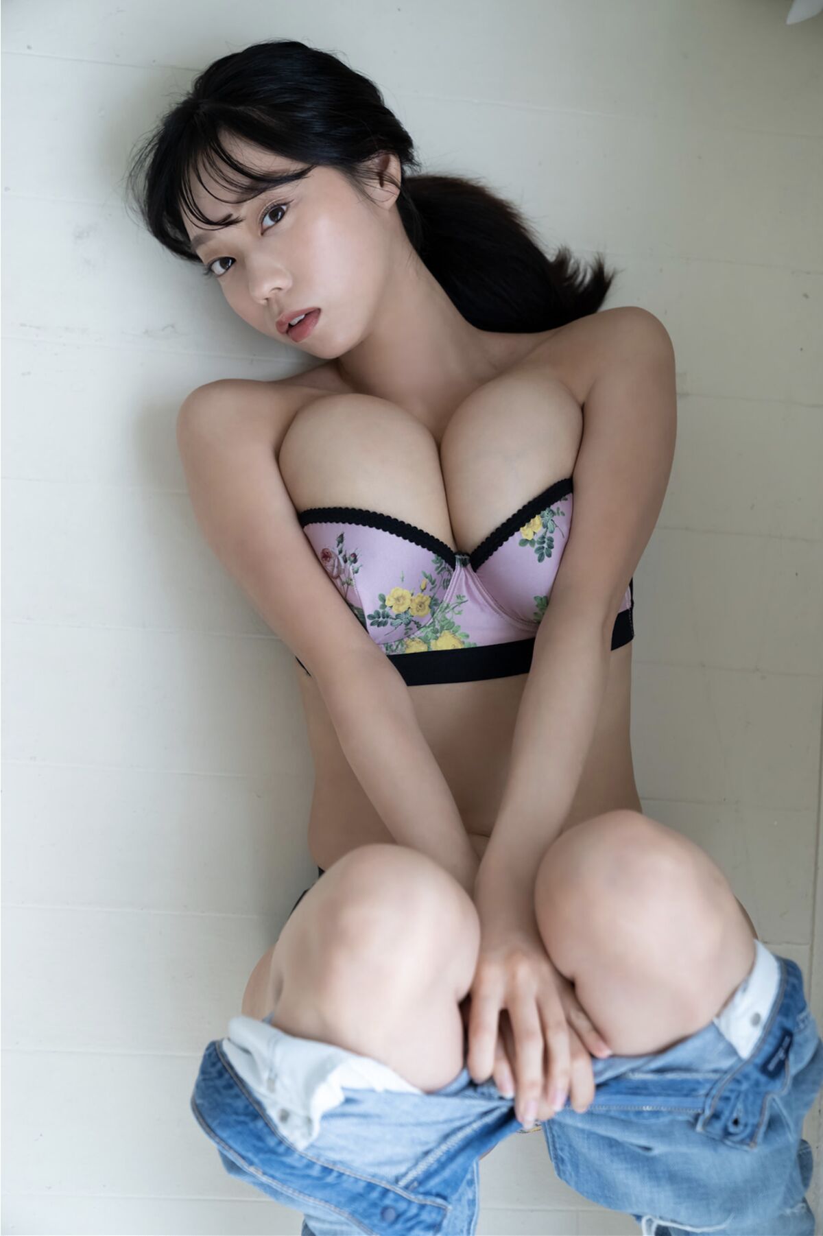 Aoyama Hikaru 青山ひかる - 周刊ポストデジタル写真集 まんまる