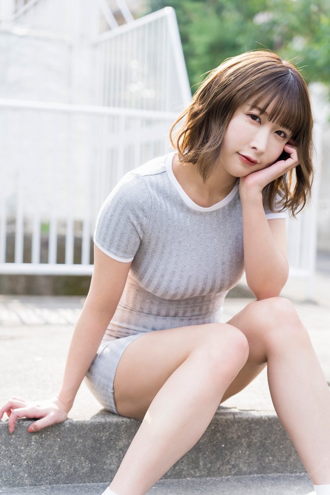 うんぱい Hカップおっぱいのパイパンヌード画像！