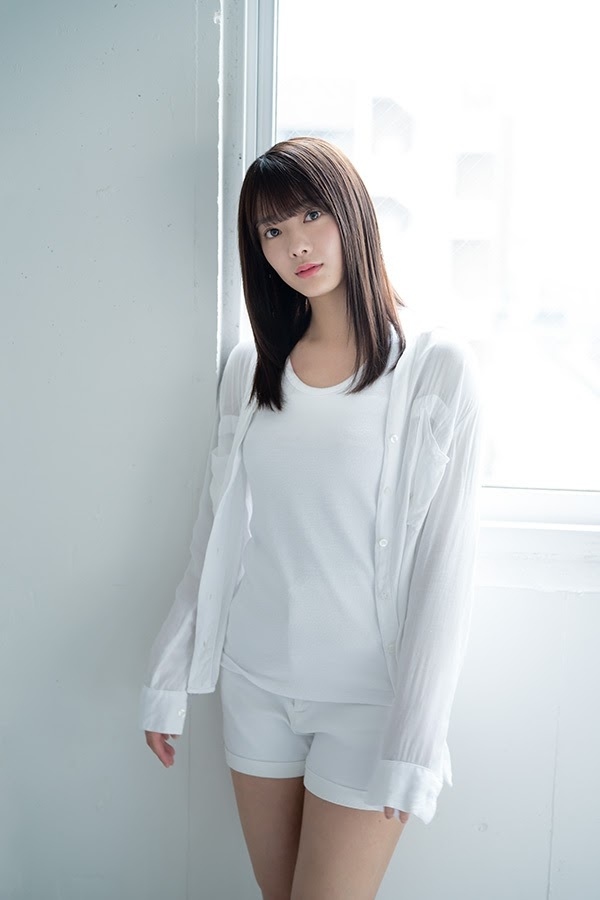 田村保乃 ナチュラルな激かわ水着グラビア画像！
