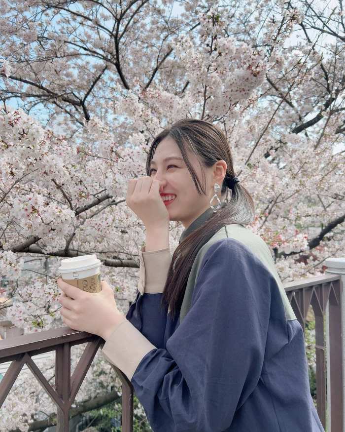 相楽伊織 けっこうボインな水着グラビア画像！