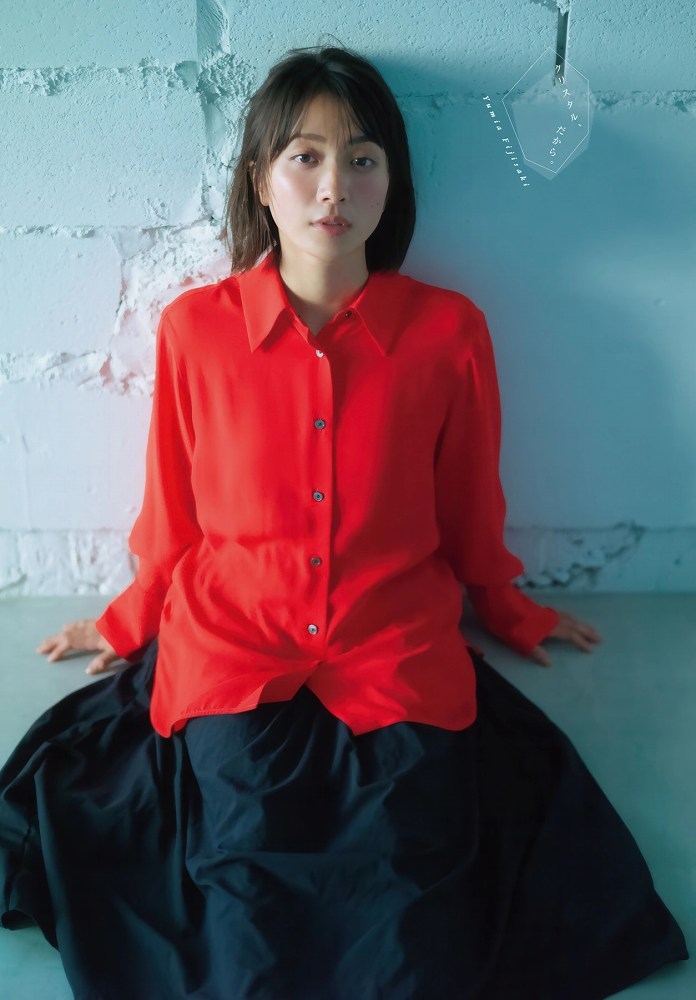 藤﨑ゆみあ 鬼かわすぎる着衣グラビア画像！