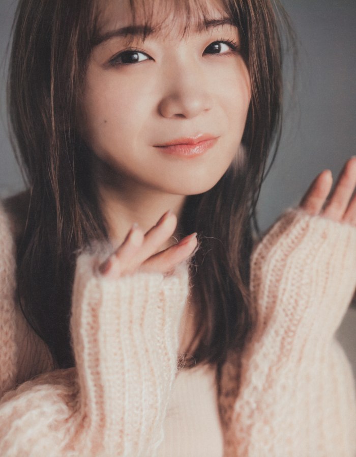 秋元真夏 激かわな水着・ランジェリー画像！