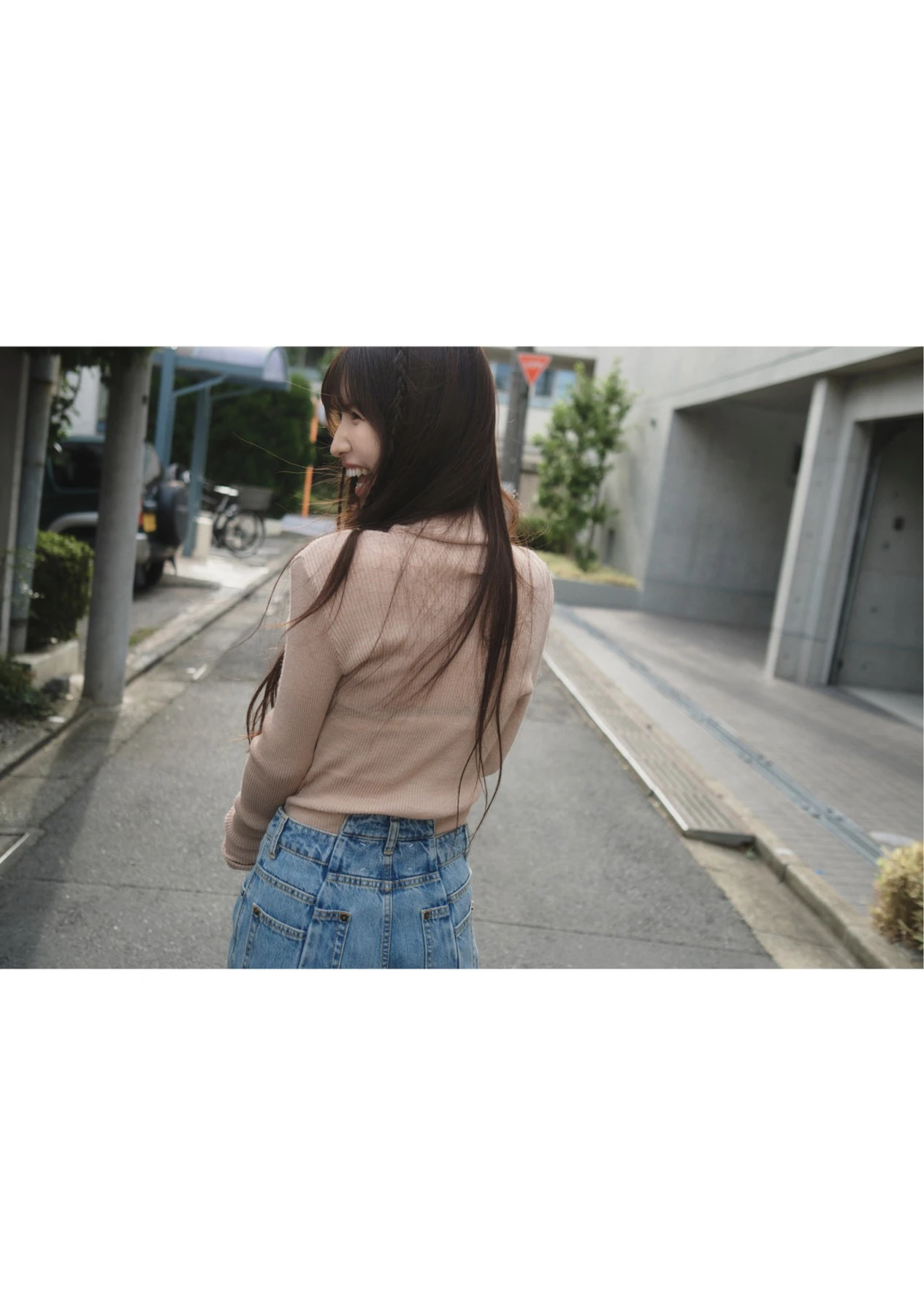 Momo Sakura 桜空もも, 写真集 「Trance Retinal とられち」 Set.01