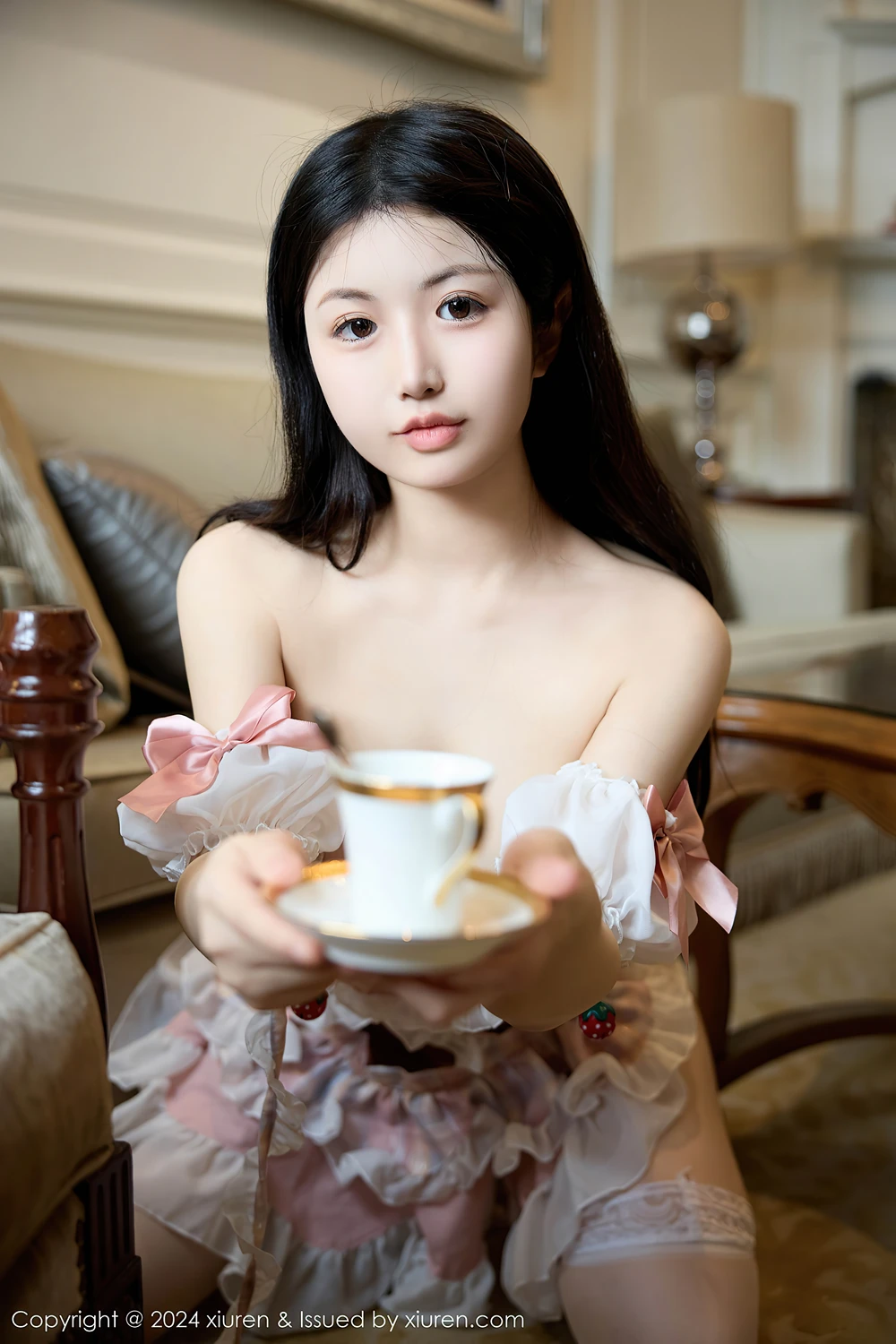 XiuRen秀人网 No.9218 陈小花ChenXiaohua