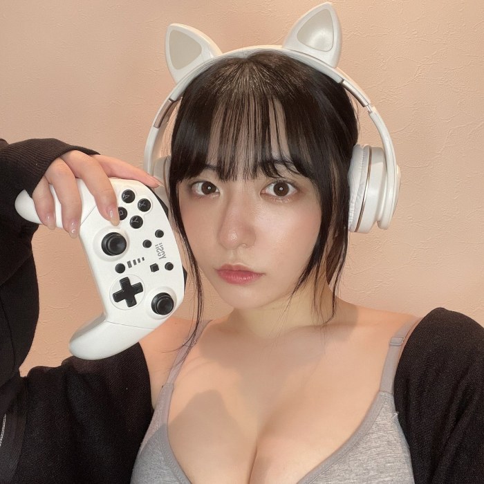 麻倉瑞季 おっぱいが大きい水着グラビア画像！