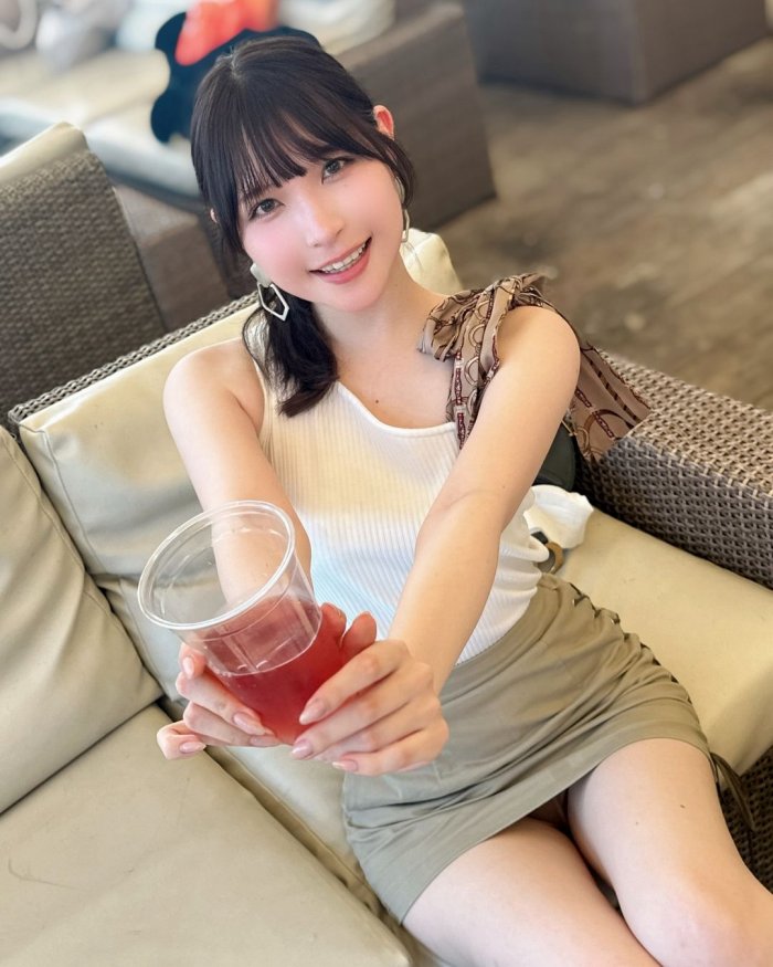 あまつまりな 脱ぎすぎ水着＆下着グラビア画像！