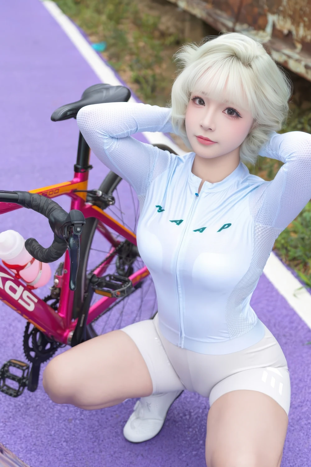 Cosplay Yuuhui玉汇 – 骑行日志 Set.01