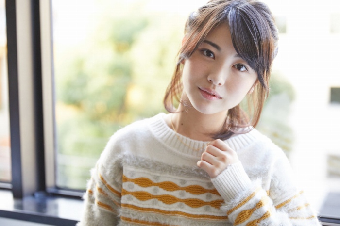 浜辺美波 鬼かわな水着＆浴衣グラビア画像！