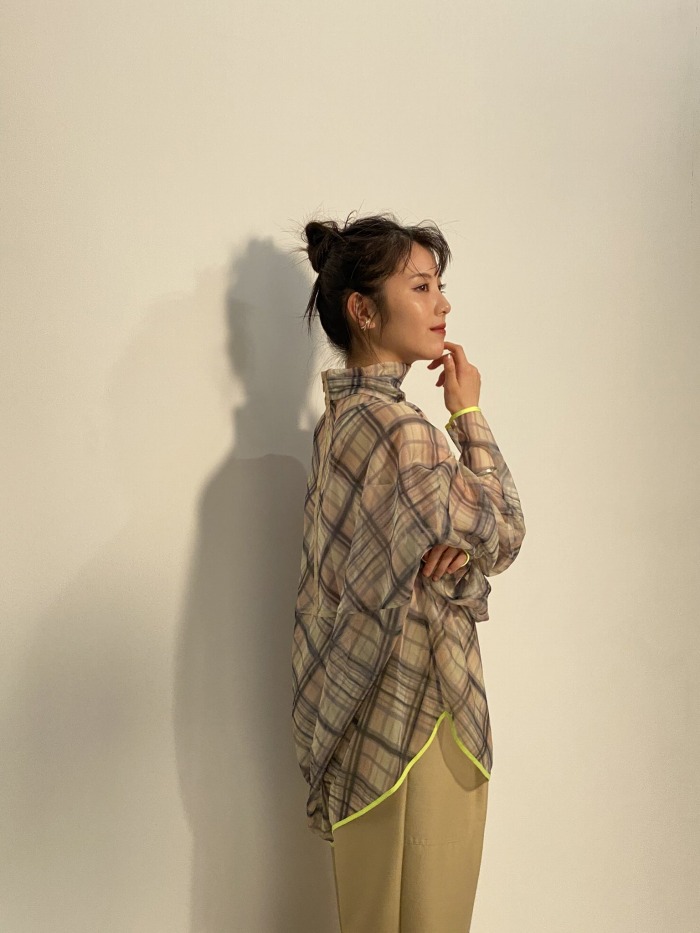 浜辺美波 鬼かわな水着＆浴衣グラビア画像！