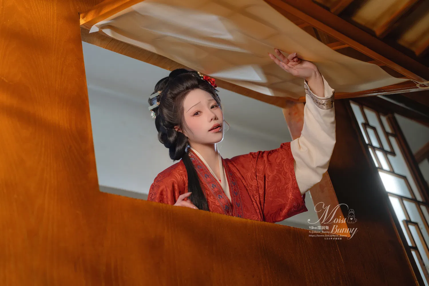 [Cosplay] Yiko湿润兔 2026年02月作品 快马加鞭·金莲迎春