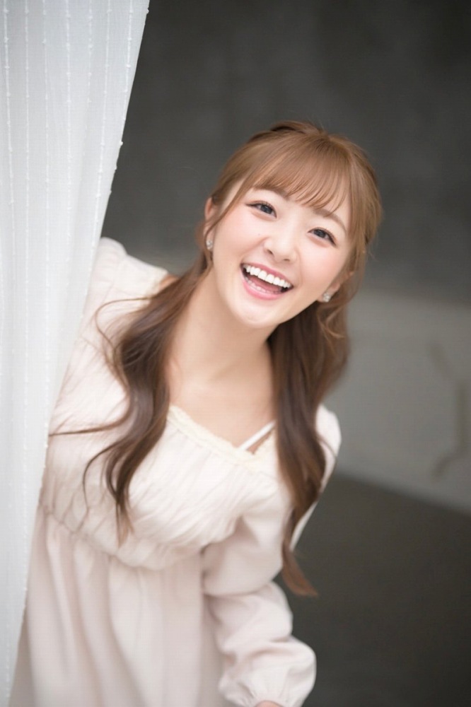 青空ひかり 笑顔がかわいい純朴ヌード画像！