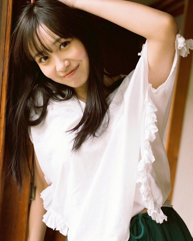 溝端葵 激かわボインな水着グラビア画像ほか！