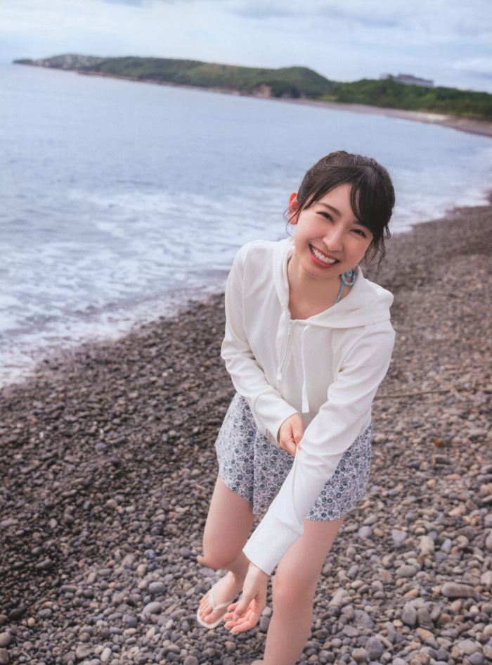 金村美玖 しっとりかわいい水着＆生脚画像！