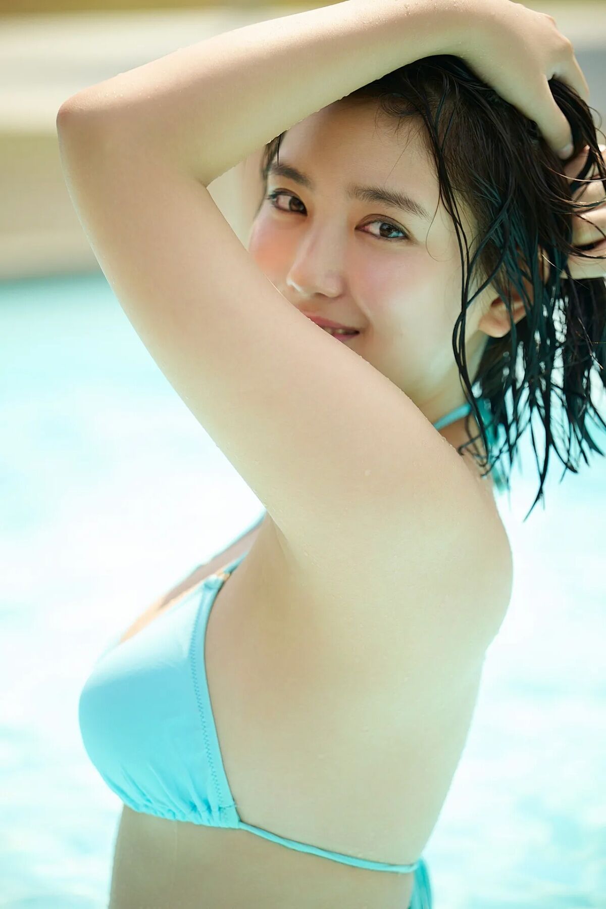 Sawaguchi Aika 沢口愛華 - Friday Digital Photobook Love In Full Bloom 愛 咲き誇る complete