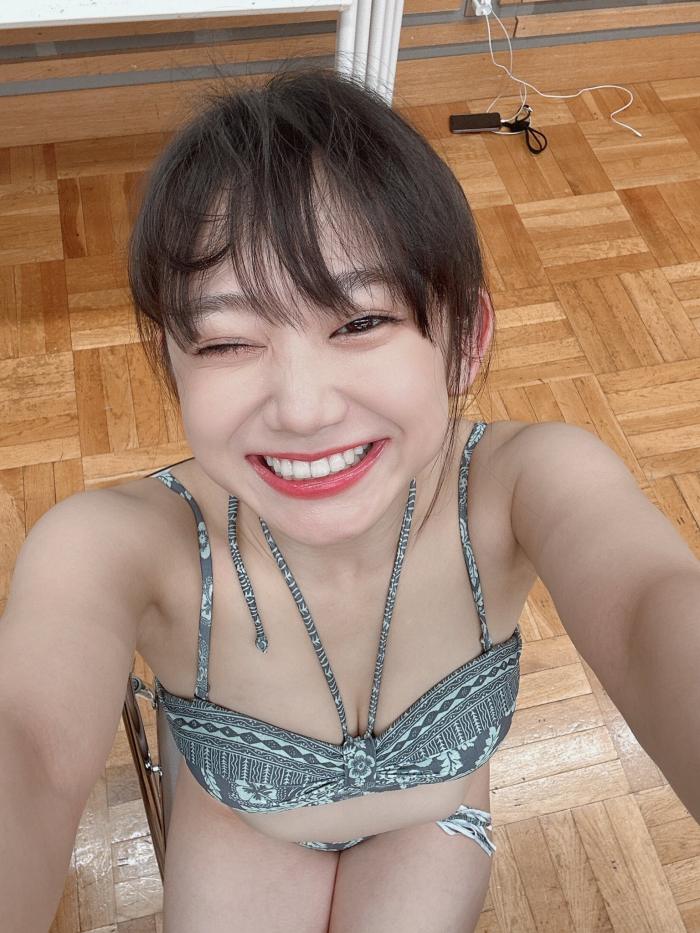 相沢菜々子 スタイル抜群な水着グラビア画像！