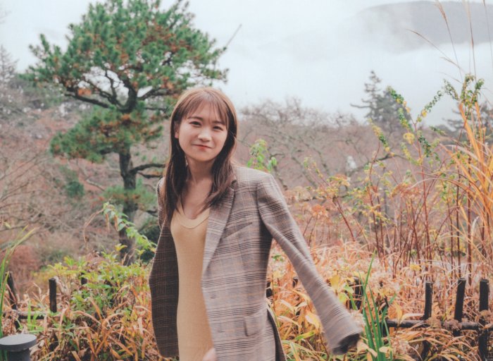 秋元真夏 激かわな水着・ランジェリー画像！