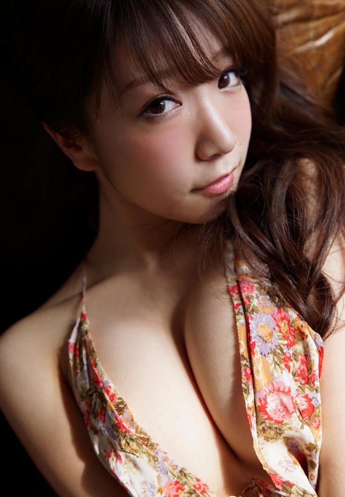 清水あいり Hカップヌード＆水着グラビア画像！