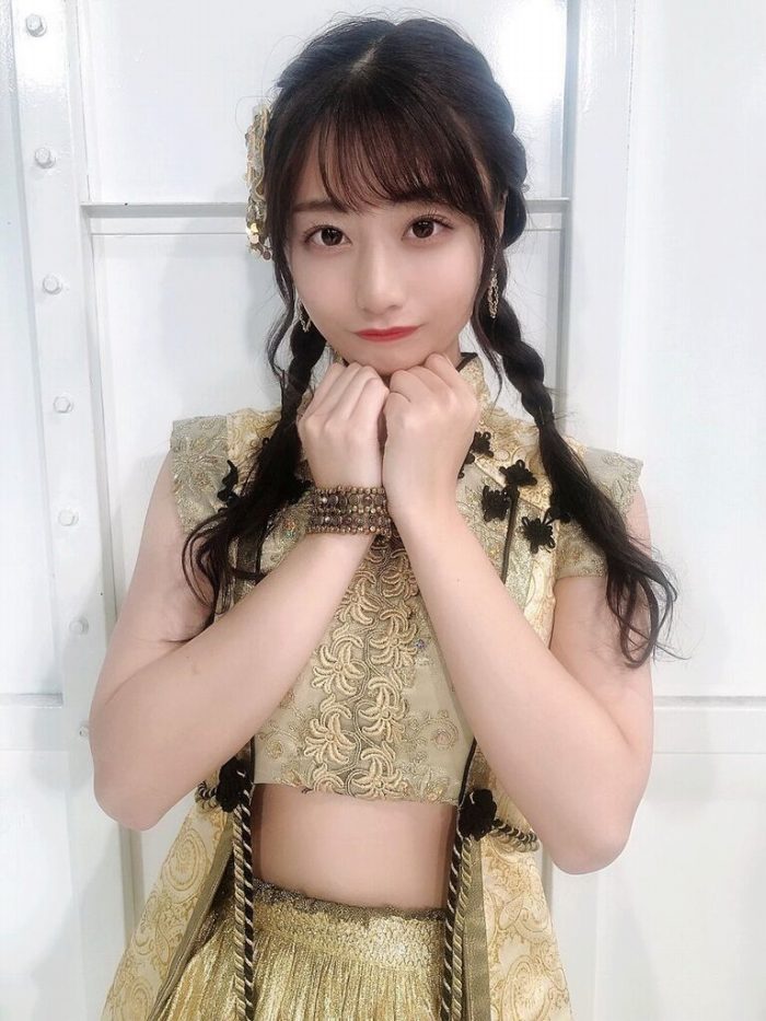 鈴木優香 ちょっと脱ぎすぎ水着グラビア画像！