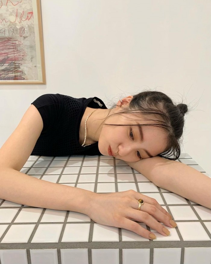 高田里穂 スタイル抜群な水着グラビア画像！