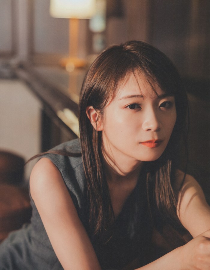 秋元真夏 激かわな水着・ランジェリー画像！