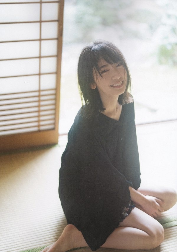 金村美玖 しっとりかわいい水着＆生脚画像！