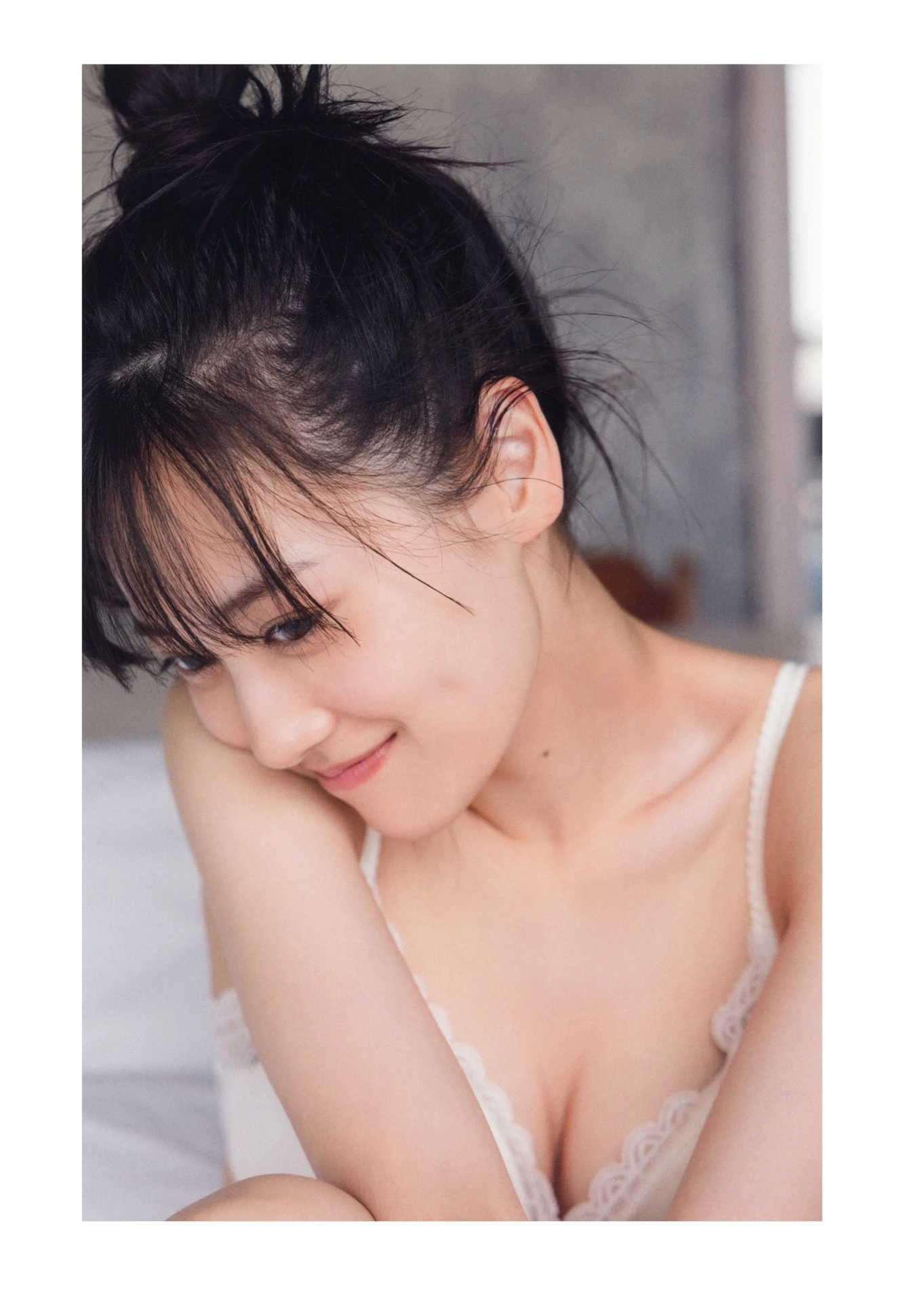 Mizuki Yamashita 山下美月, 2nd写真集 「ヒロイン」 Set.01