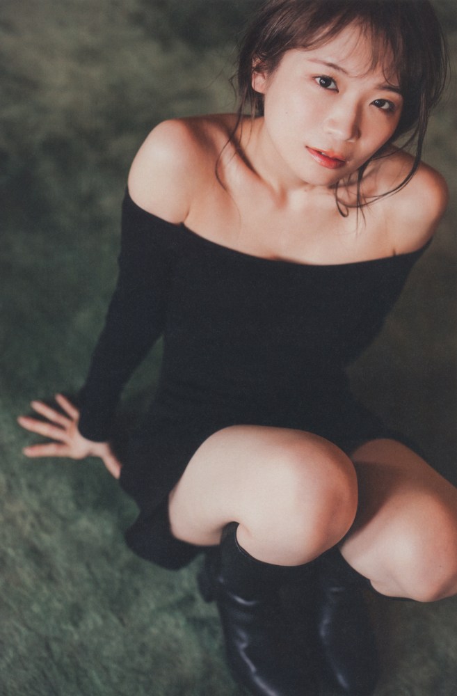 秋元真夏 激かわな水着・ランジェリー画像！