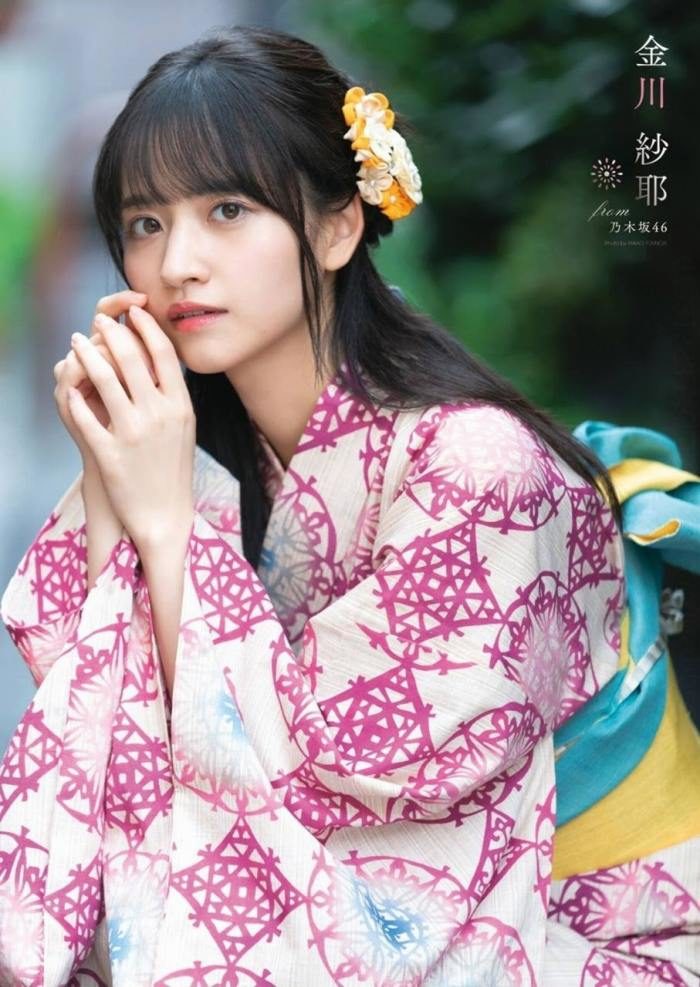 金川紗耶 美脚でスタイルが凄いグラビア画像！