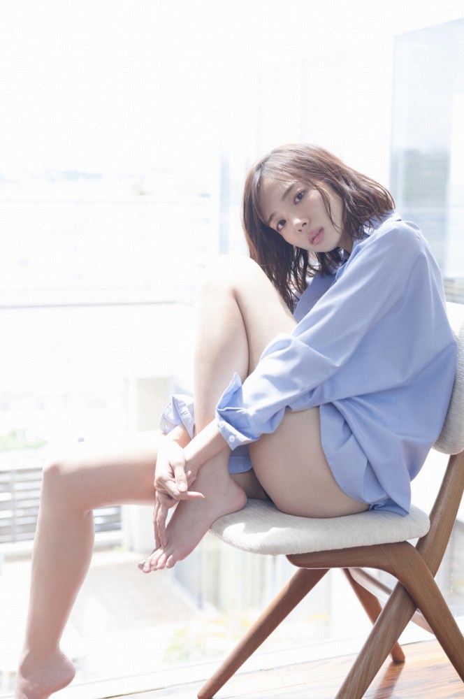 岡田紗佳 ぷるぷるGカップ水着グラビア画像！