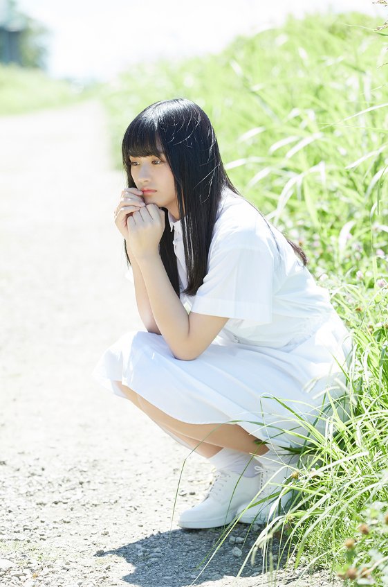 あまつまりな 脱ぎすぎ水着＆下着グラビア画像！