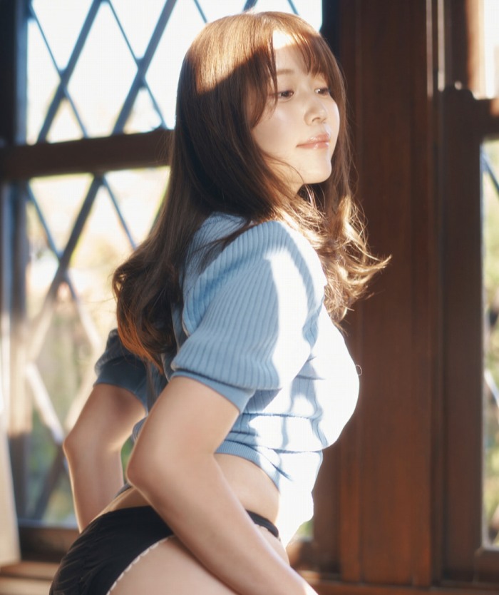 小日向ゆか 萌えるEカップの水着グラビア画像！