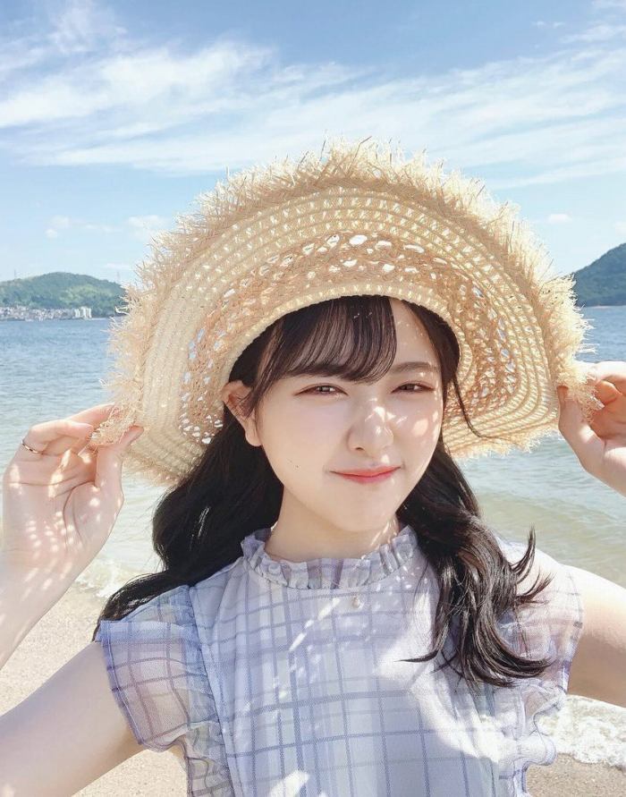 石田千穂 めちゃかわな水着グラビア画像！！