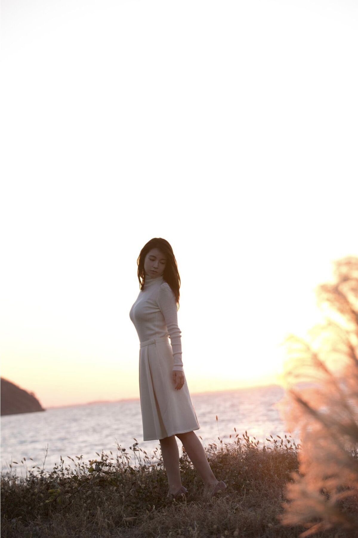 Miu Nakamura 仲村美海 - 週刊ポストデジタル写真集 背中を流して