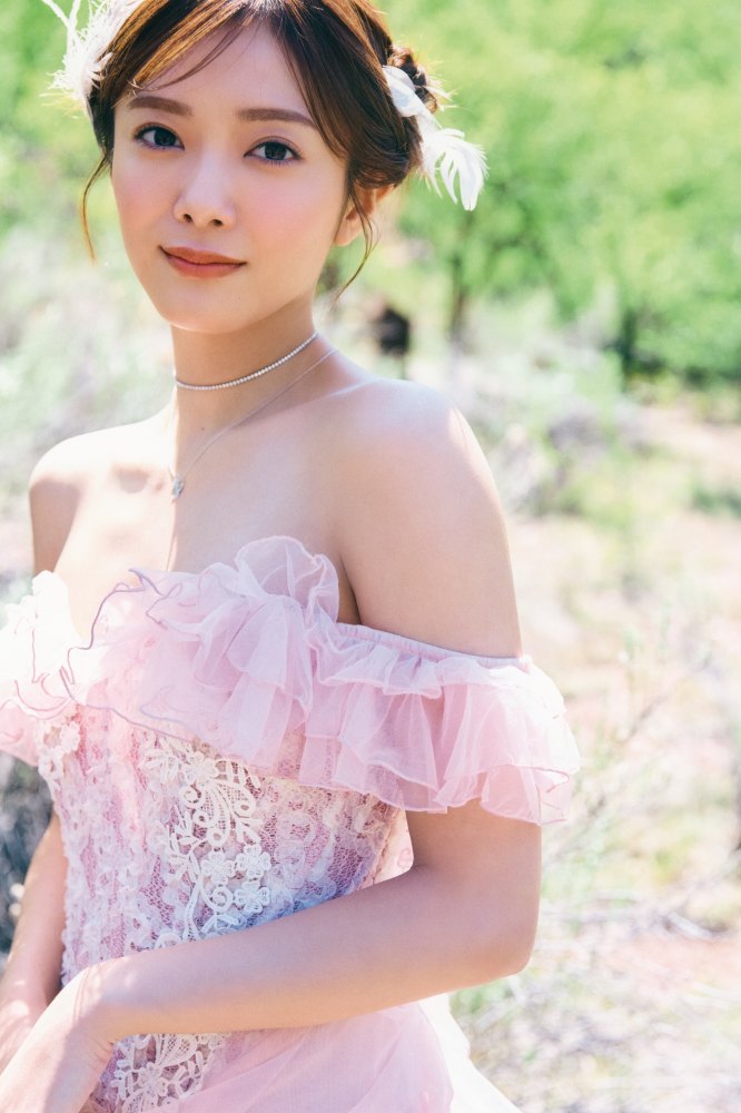 田村保乃 ナチュラルな激かわ水着グラビア画像！