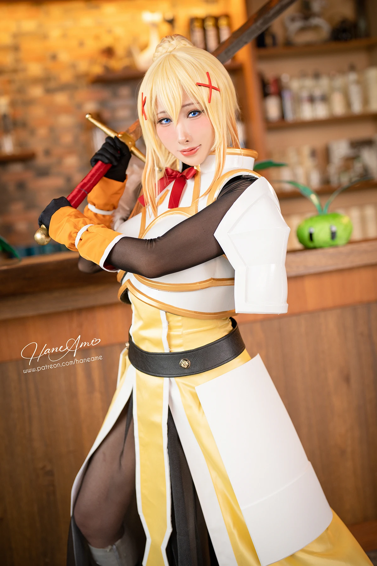 Cosplay HaneAme 雨波 – Konosuba Darkness