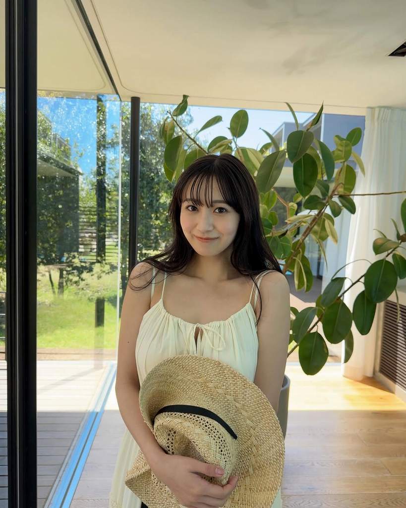 溝端葵 激かわボインな水着グラビア画像ほか！