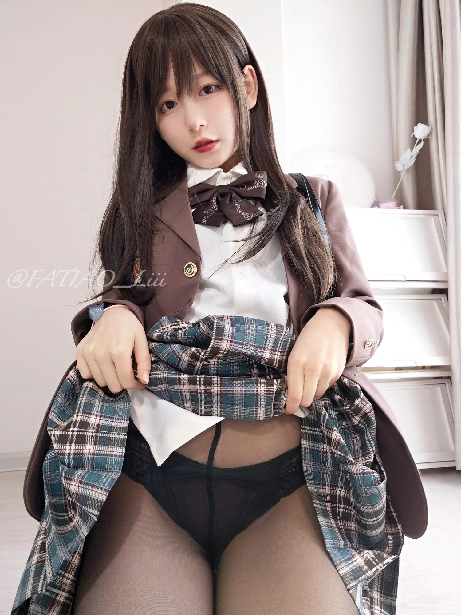 [Fantia] 2022年04月 迷之呆梨