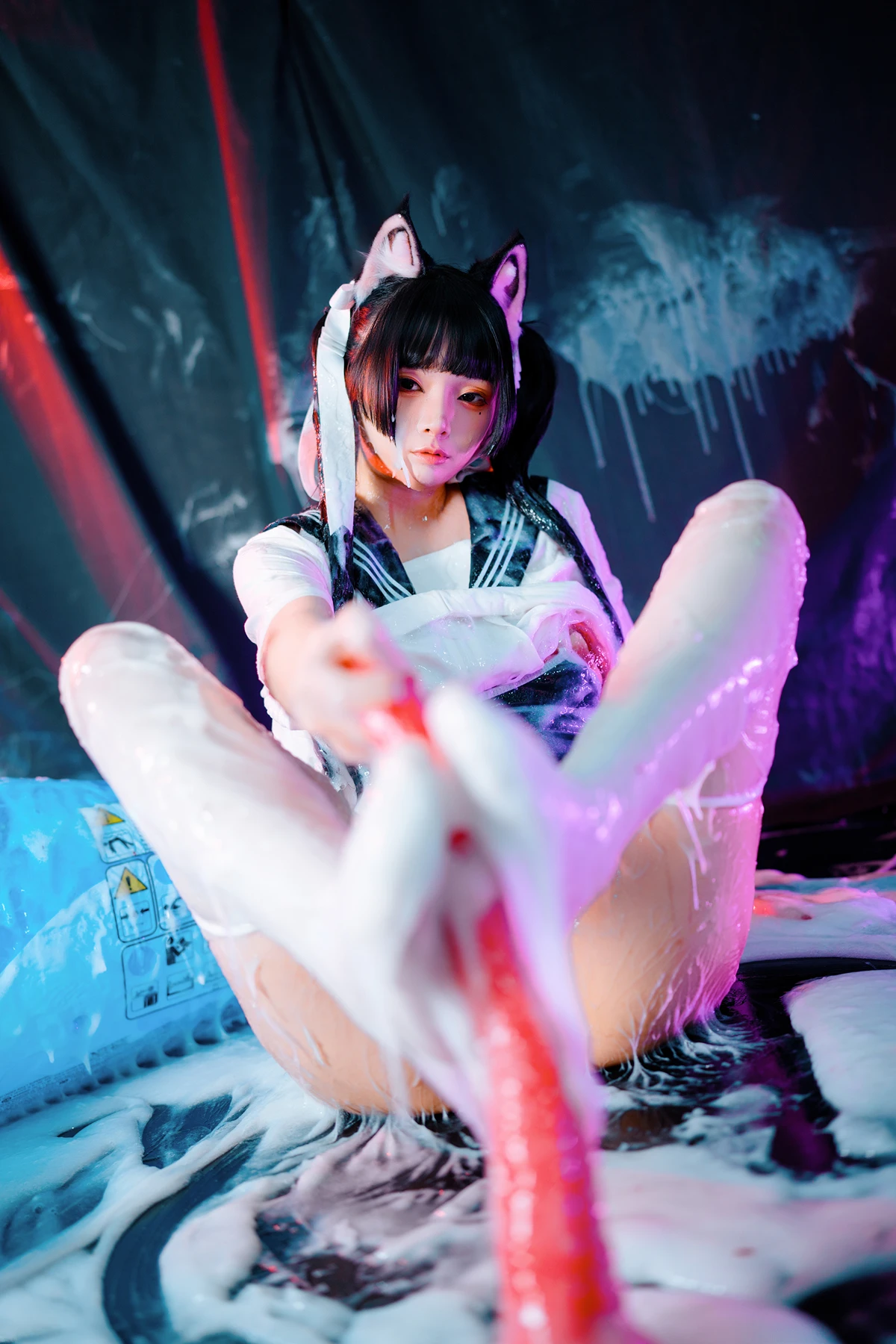 Cosplay 落落Raku – 邋遢小猫 Messy Kitty