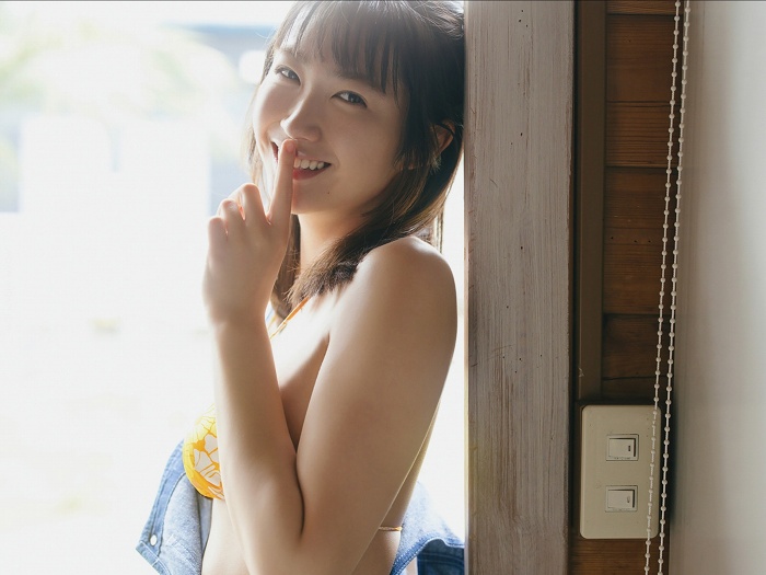 瑚々 スタイル抜群すぎる水着グラビア画像！