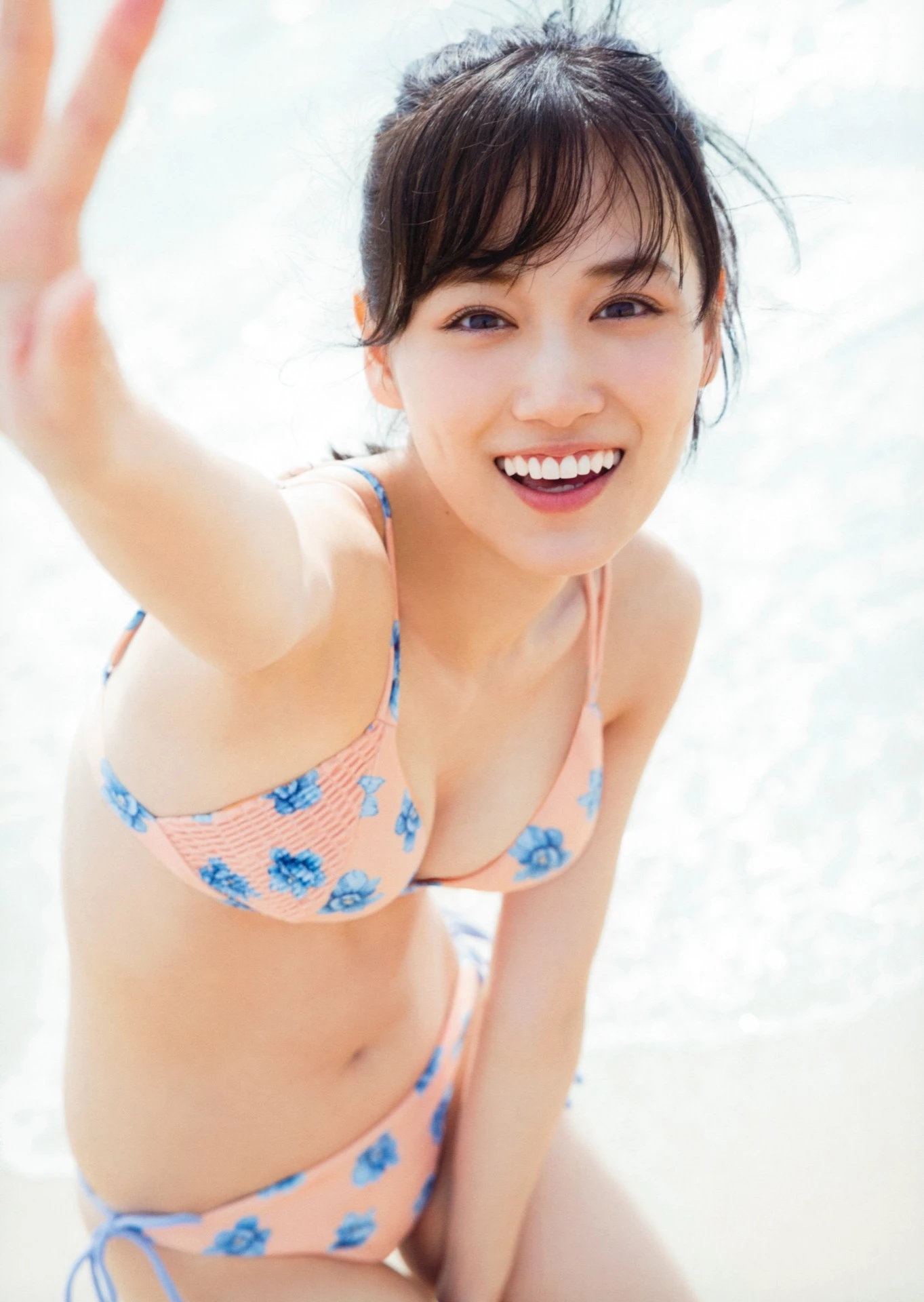 Mizuki Yamashita 山下美月, 2nd写真集 「ヒロイン」 Set.02