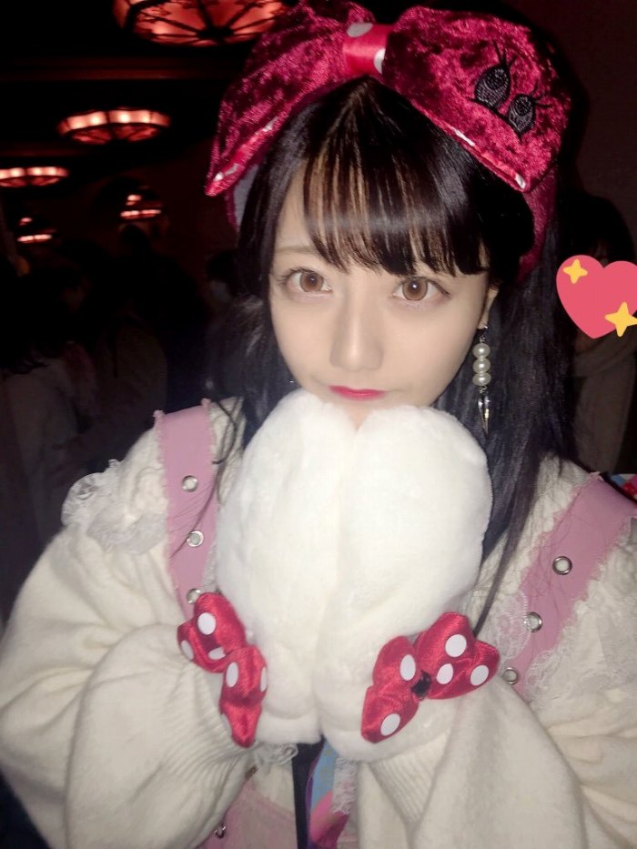 鈴木優香 ちょっと脱ぎすぎ水着グラビア画像！